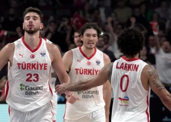 A Milli Basketbol Takımı yarı final