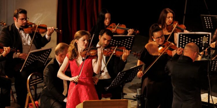 Olten Filarmoni Yeni Sezonu Duyurdu: İzmir’de Klasik Müzik Ziyafeti