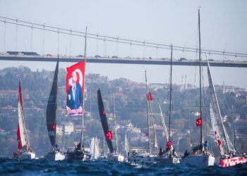 İstanbul Boğazı’nda Cumhuriyet Kupası Heyecanı Başlıyor