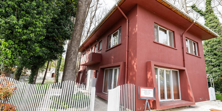 Sanayileşme Tarihine Köprü: Kundura Hafıza Merkezi Açıldı