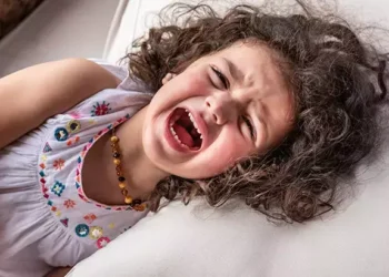 Uzman Görüşü: Çocukta Öfke Nöbetlerini Yönetmek İçin Çocuğa Kural Koyma Sanatı