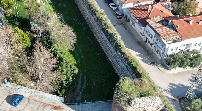 İznik Kira ve Arsa Fiyatları Şoku: Papa’nın Ayini Tarihi Kenti Nasıl Değiştirdi?