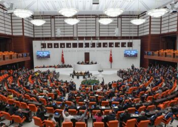 MHP’den Teklif: İmplant Tedavisinin SSK Tarafından Karşılanması Gündemde