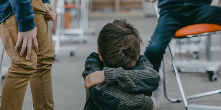 Akran Zorbalığı Uygulaması ile Okullarda Şiddet Sona Erecek