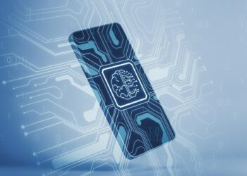 Akıllı telefon üzerinde beyin simgesi ve dijital devreler bulunan mavi renkli illüstrasyon.